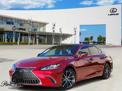 New 2025 Lexus ES 350 w/ Premium Package