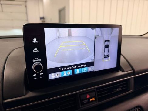 Used 2025 Honda Pilot Elite image 15