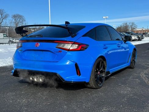 Used 2024 Honda Civic Type R image 3
