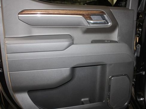 Used 2026 GMC Sierra 1500 Elevation AWD/4WD image 17
