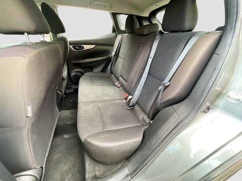 Used 2019 Nissan Rogue Sport S w/ Appearance Package FWD image 14