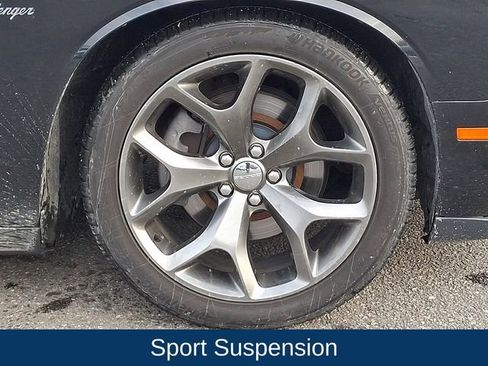 Used 2015 Dodge Challenger R/T Plus image 10