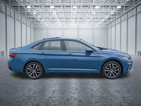 New 2026 Volkswagen Jetta SE image 6