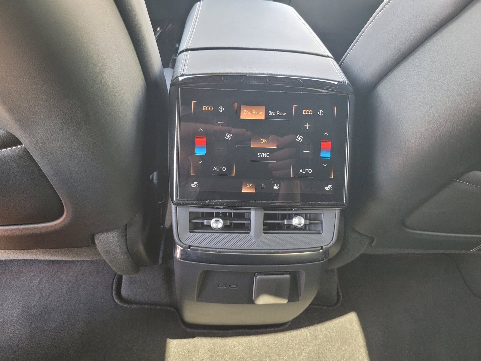 Used 2026 Cadillac Vistiq Sport AWD/4WD image 13