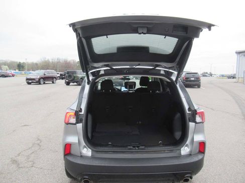 Used 2022 Ford Escape SE w/ SE Sport Appearance Package AWD/4WD image 19