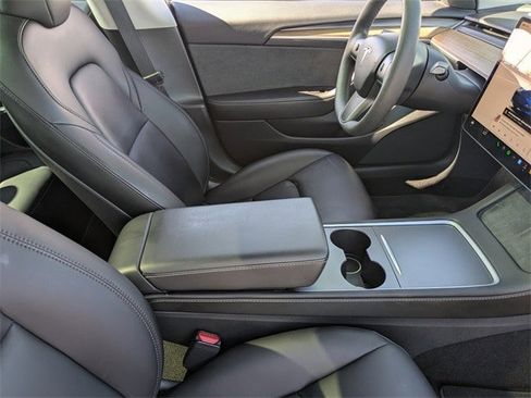 Used 2023 Tesla Model 3 Performance image 21