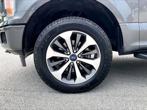 Certified 2019 Ford F150 XL w/ Equipment Group 101A Mid AWD/4WD image 9