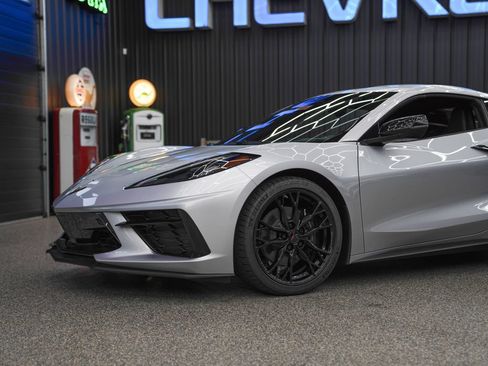 New 2026 Chevrolet Corvette Stingray Preferred Cpe RWD image 2