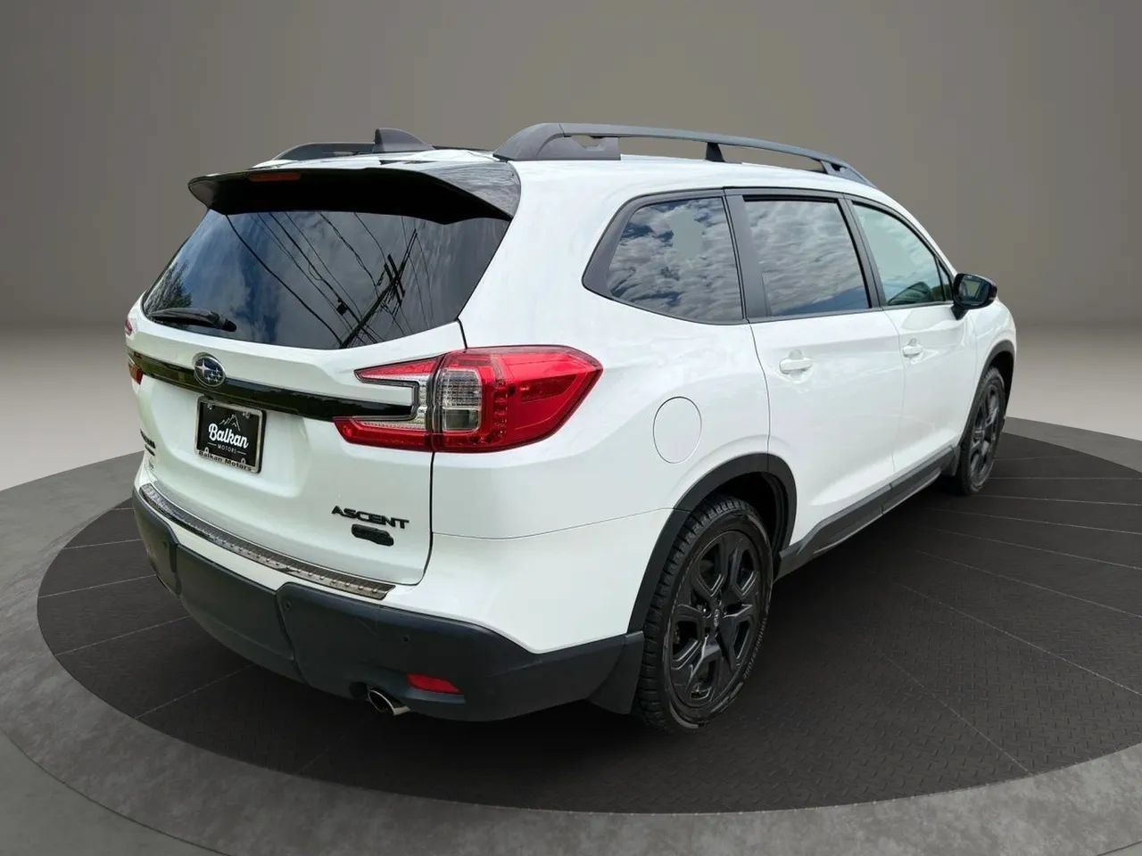 Used 2024 Subaru Ascent Onyx Edition Limited w/ Popular Package Onyx AWD/4WD image 5