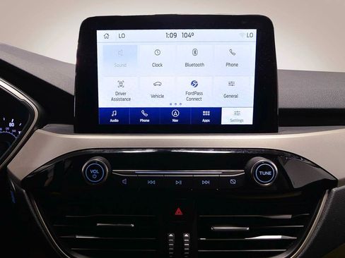 Used 2022 Ford Escape SEL FWD image 13