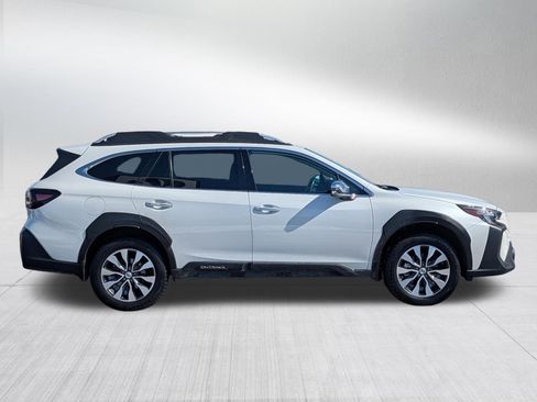 Used 2023 Subaru Outback Touring XT w/ Popular Package #2 image 8