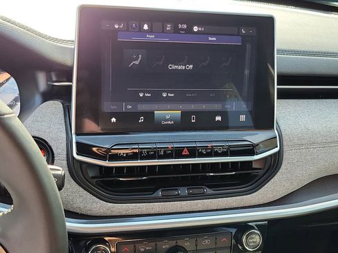 Certified 2023 Jeep Compass Latitude w/ Sun and Sound Group image 8