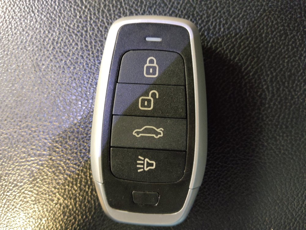 Used 2014 Hyundai Sonata Limited w/ Technology Package 05 FWD image 32