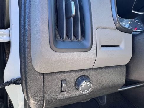 Used 2017 Chevrolet Colorado W/T w/ WT Convenience Package image 17