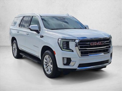 Used 2024 GMC Yukon SLT RWD image 3