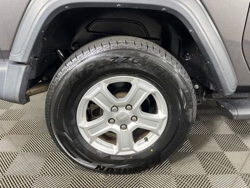 Used 2020 Jeep Wrangler Sport AWD/4WD image 12