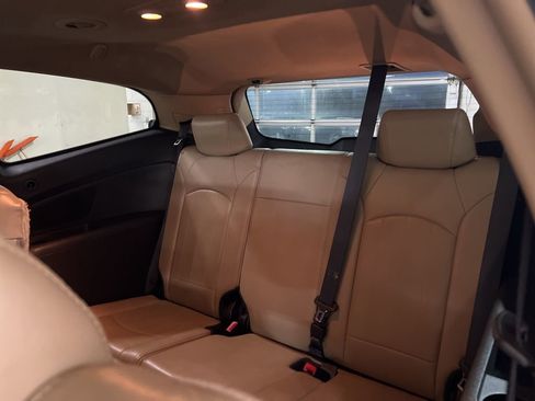 Used 2009 Chevrolet Traverse LTZ image 28