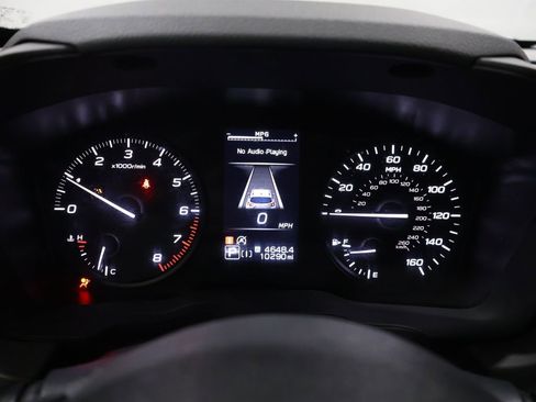 Used 2024 Subaru Crosstrek 2.0i image 37