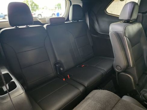 Certified 2025 Buick Enclave Sport Touring FWD image 18