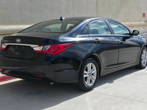 Used 2013 Hyundai Sonata GLS w/ Popular Equipment Pkg FWD image 3