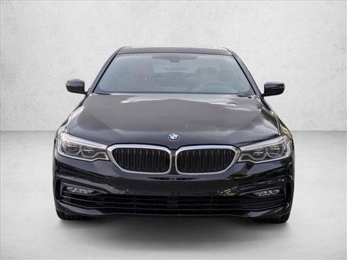 Used 2017 BMW 540i image 2