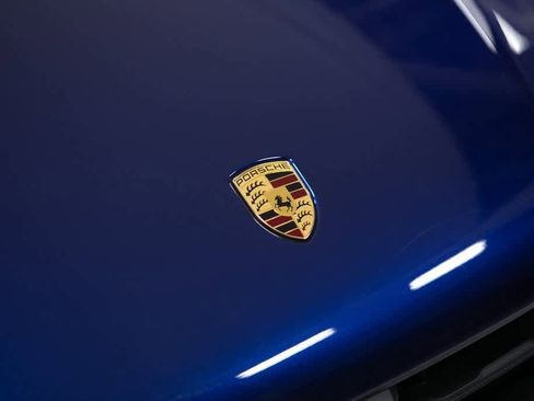 Certified 2025 Porsche Macan image 19