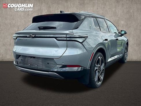 New 2025 Chevrolet Equinox EV LT image 8