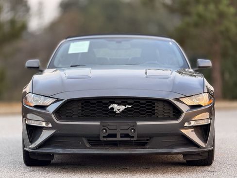 Used 2019 Ford Mustang Premium image 2