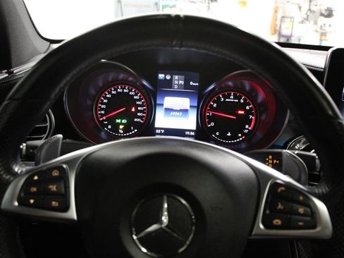 Used 2019 Mercedes-Benz GLC 63 AMG S image 33