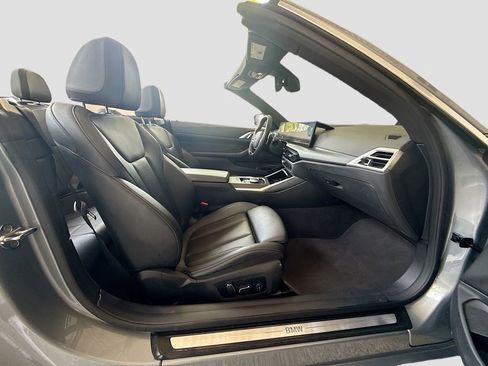 Used 2025 BMW 430i Convertible w/ Premium Package RWD image 31