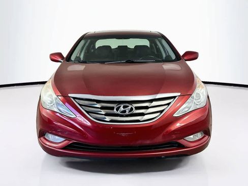 Used 2011 Hyundai Sonata SE w/ Navigation & Sunroof Pkg 4 FWD image 6