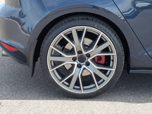 Used 2017 Volkswagen GTI S image 9