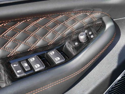 Used 2025 Jeep Grand Cherokee L Summit w/ Advanced Protech Group IV image 27