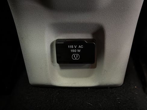 Used 2021 Jeep Renegade Limited w/ Sun & Sound Group AWD/4WD image 36