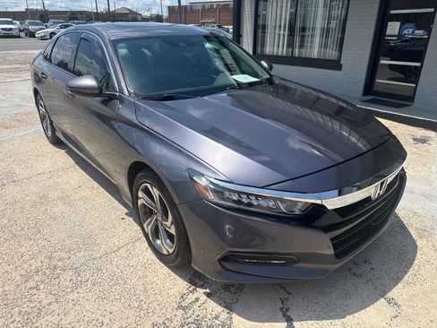 Used 2018 Honda Accord EX-L image 2