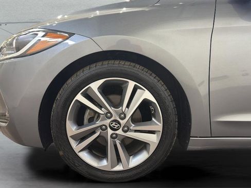 Used 2017 Hyundai Elantra Limited w/ Limited Tech Package 04 image 35