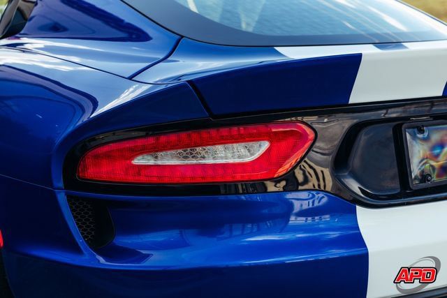 Used 2013 SRT Viper GTS w/ GTS Laguna Interior Pkg RWD image 48