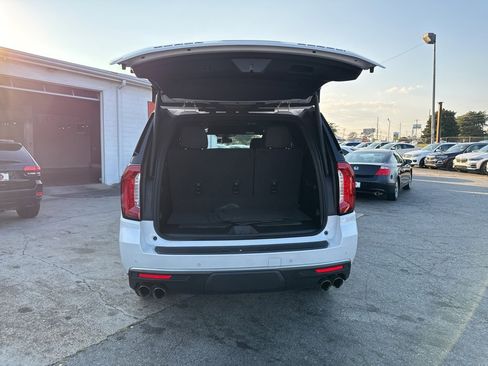 Used 2022 GMC Yukon Denali image 43