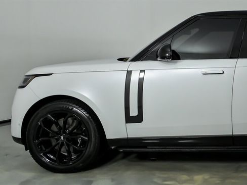 Used 2023 Land Rover Range Rover Long Wheelbase Autobiography AWD/4WD image 6