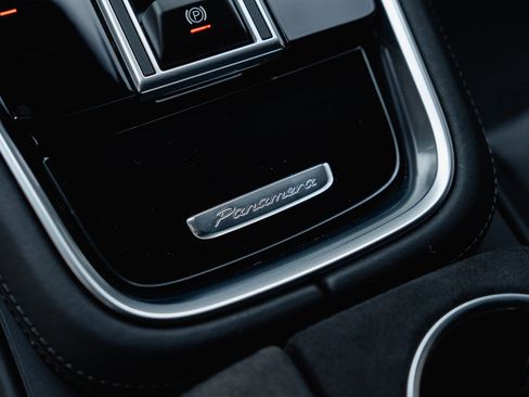 Used 2023 Porsche Panamera GTS AWD/4WD image 41