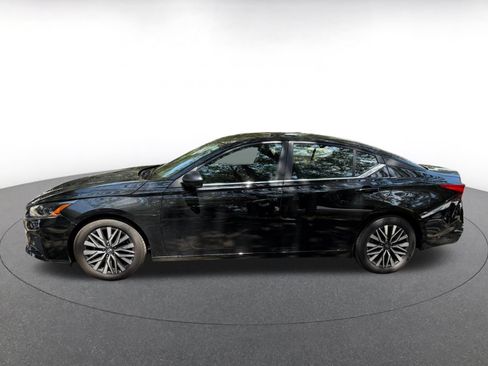 Used 2026 Nissan Altima 2.5 SV FWD image 8