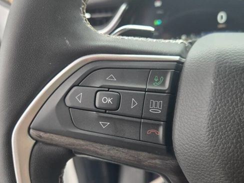 Used 2023 Jeep Grand Cherokee 4WD 4xe image 22