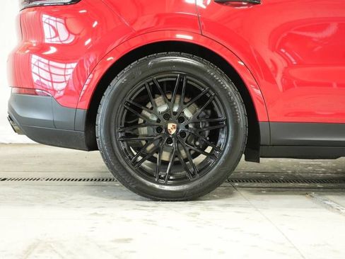 New 2026 Porsche Cayenne Coupe AWD/4WD image 41