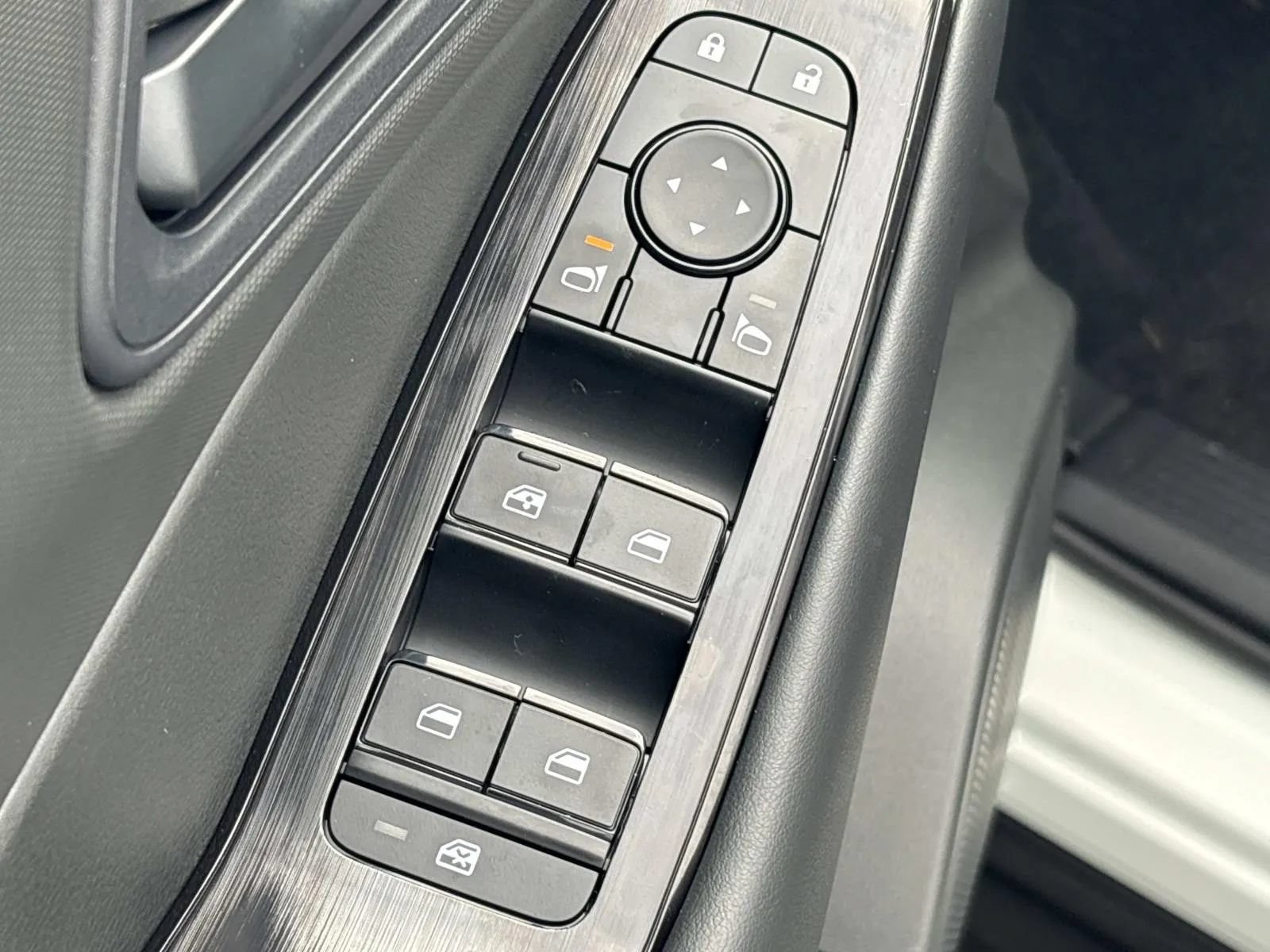 New 2026 Nissan Rogue S FWD image 21