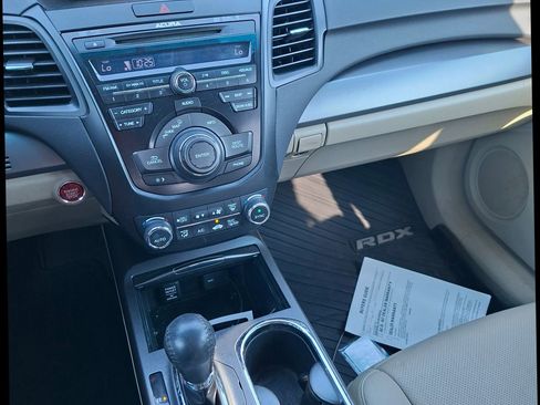 Used 2015 Acura RDX Sport Utility 4D image 12