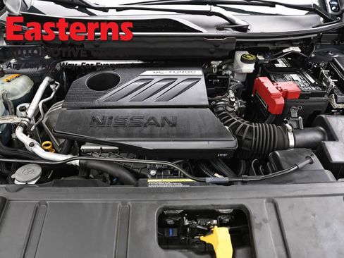 Used 2023 Nissan Rogue S AWD/4WD image 7
