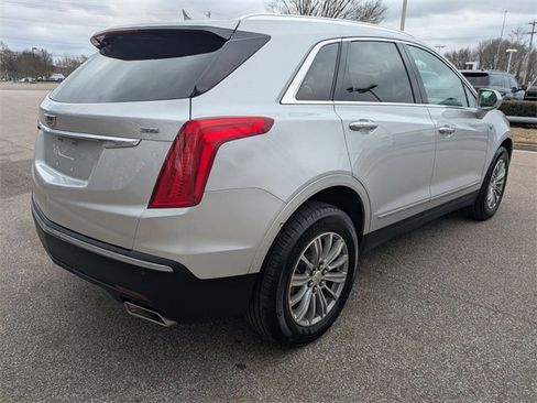 Used 2017 Cadillac XT5 Luxury image 6