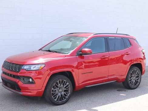 Used 2022 Jeep Compass Limited AWD/4WD image 5