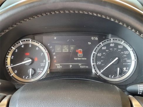 Certified 2022 Toyota Highlander XLE image 27