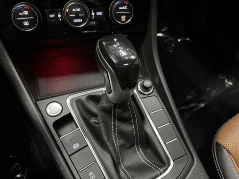 Used 2022 Volkswagen Jetta SEL image 21